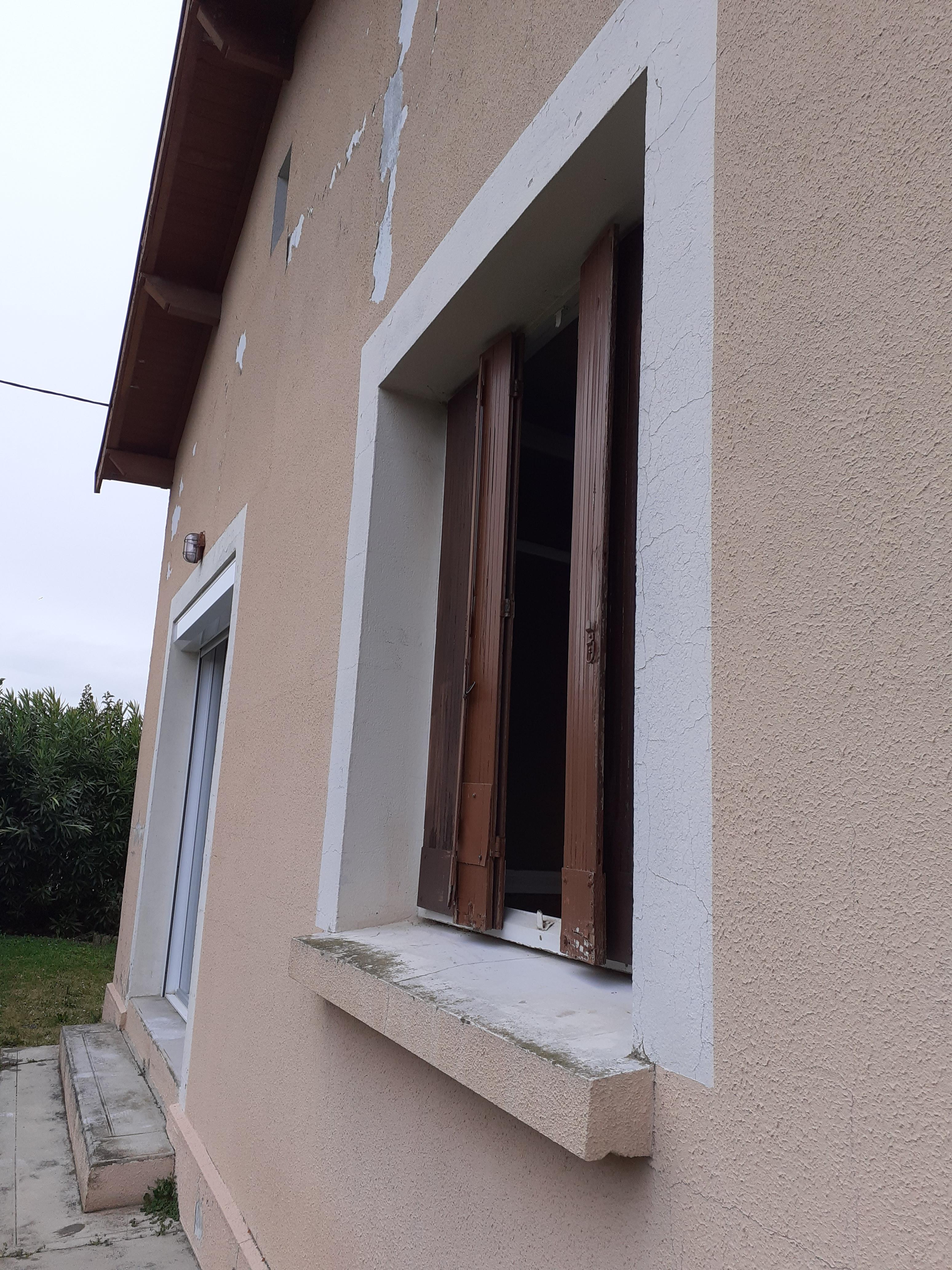 Comment rénover la façade d'une maison des années 60 ?